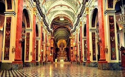 catedral-basilica-salta-santuario-sañor-y-virgen-del-milagro-diario_cafayate_opt