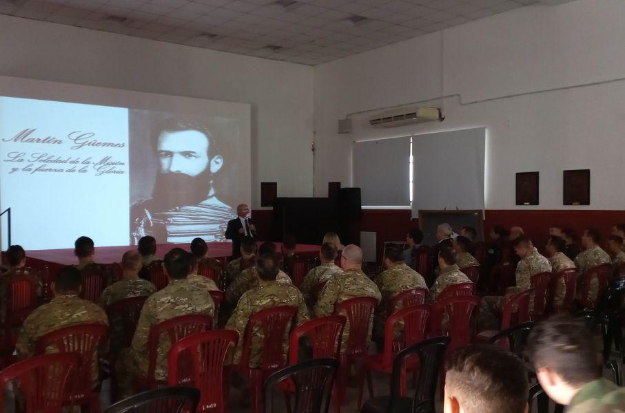 89434-difunden-la-gesta-guemesiana-en-el-liceo-militar-general-belgrano-en-la-ciudad-de-santa-fe