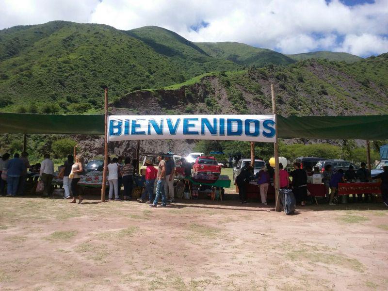 17759-feria-de-pequenios-productores-y-desentierro-del-carnaval-en-agua-negra