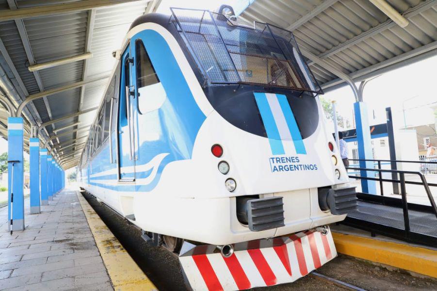 263-con-el-recorrido-salta-quijano-el-tren-urbano-realizo-su-primer-viaje-de-prueba (1)