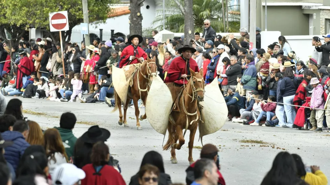 12741-el-gobernador-saenz-presidio-el-204-aniversario-de-guemes-un-legado-de-coraje-valentia-y-lealtad-a-su-pueblo