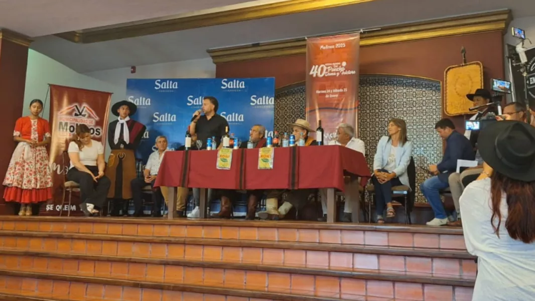 15306-festival-del-poncho-doma-y-folklore-40-anios-de-tradicion-y-musica-en-molinos