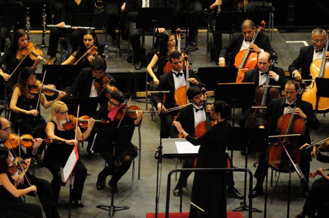 81276-se-cayo-una-viga-del-escenario-en-pleno-concierto-de-la-sinfonica