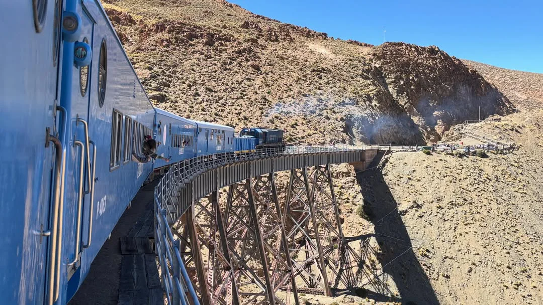 #trendelasnubes🚂☁️☁️ #experienciaúnica #salta #saltalalinda #tanlindaqueenamora