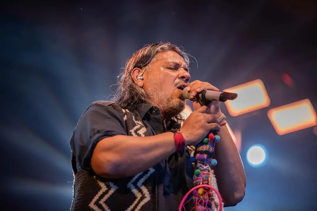 ¡Qué noche Posadas! No faltó  nada   Invitados de lujo, emoción, baile, zapateo y un público que nos entregó su corazón   @agusverasaluse.ph#indioluciorojas #musica #folklore #gira2025 #Posadas #misiones