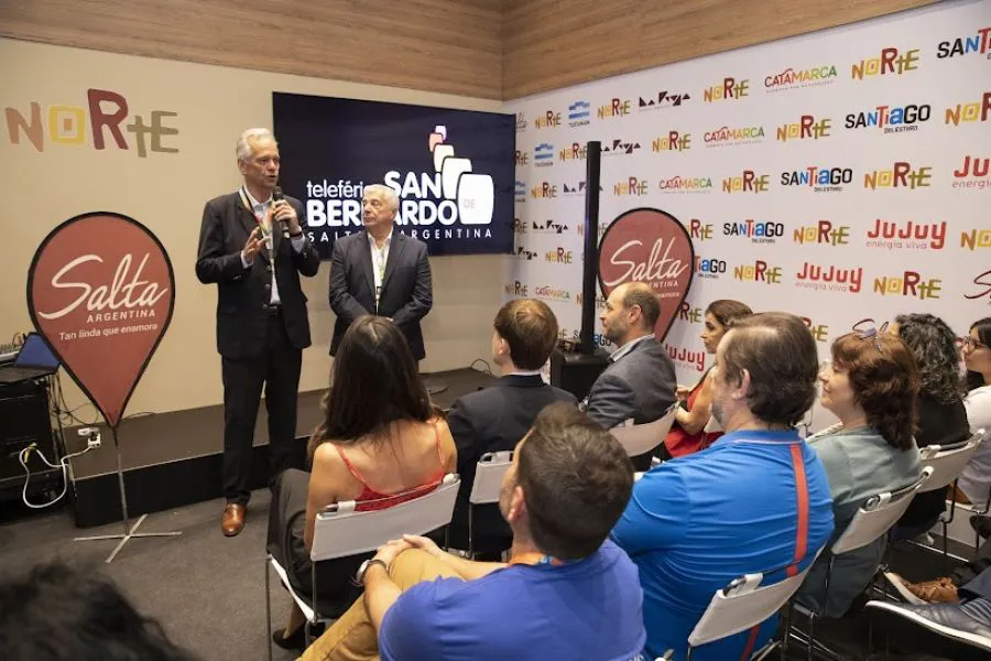 97974-salta-presento-el-teleferico-ala-delta-en-la-fit-2024