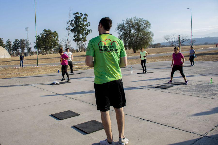 74055-actividades-deportivas-y-recreativas-en-los-parques-urbanos