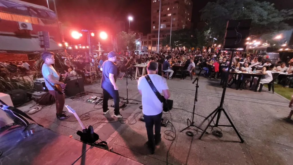 ciclo-musica-bajo-las-estrellas-1024x577