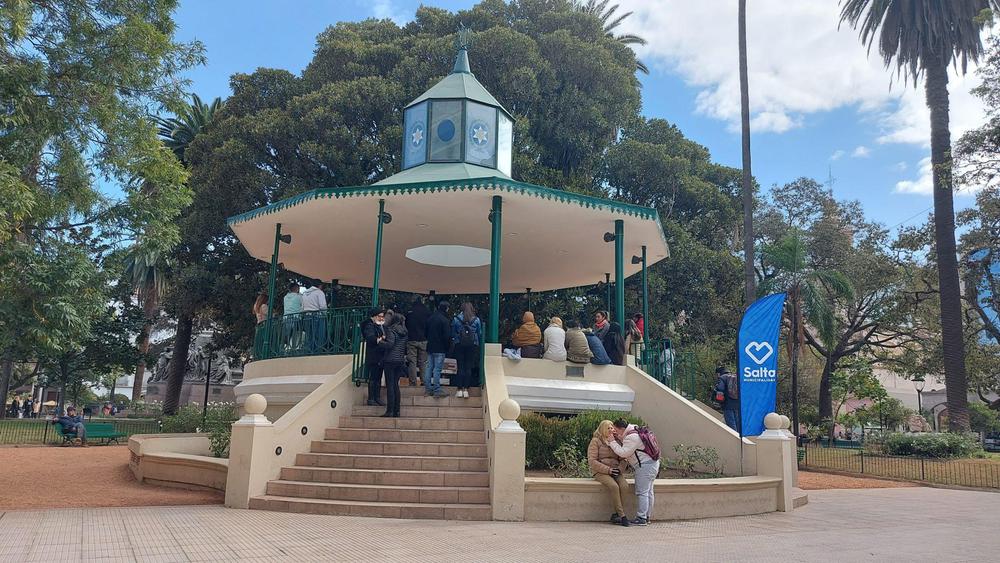 glorieta-plaza-9-de-julio-10-2048x1153