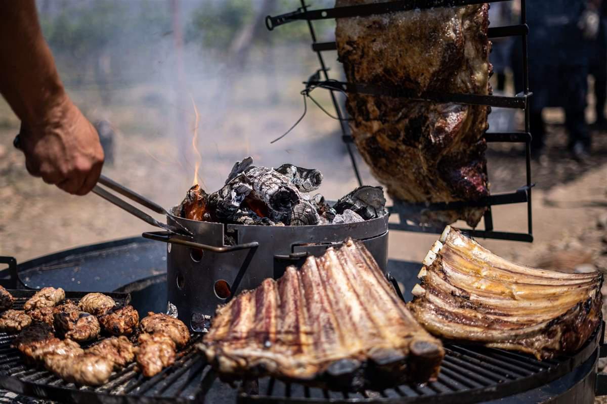 asado_5eb4cdad_1200x799