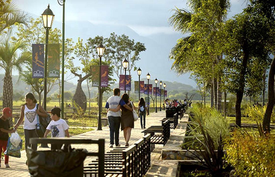 1159-abrio-sus-puertas-el-parque-urbano-del-bicentenario-el-espacio-recreativo-familiar-mas-grande-de-salta