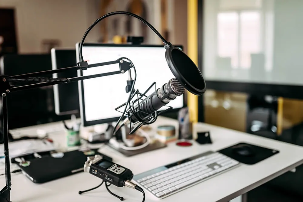 Qué-es-un-podcast-Ycómo-puede-ampliar-el-alcance-de-tu-radio
