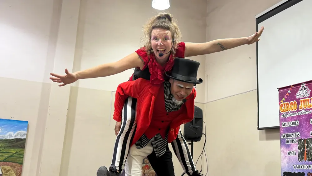 3vacaciones-en-la-muni-en-dino-saluzzi-scaled